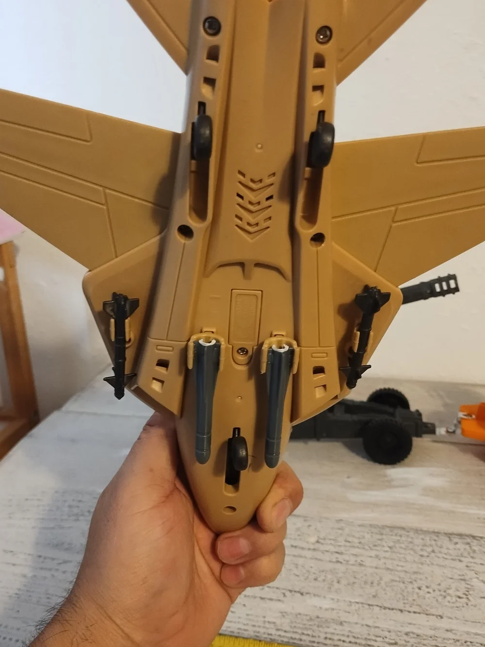 LANARD TOYS the  air command jet with light & soudds works different brands